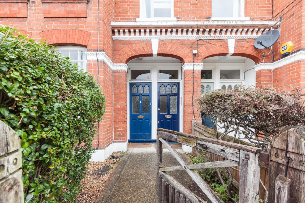 Wix'S Lane Apartment London Bagian luar foto