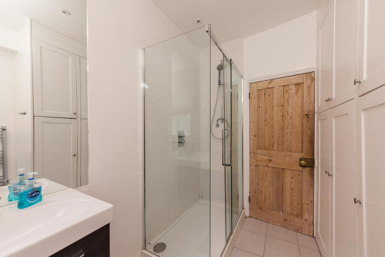 Wix'S Lane Apartment London Bagian luar foto